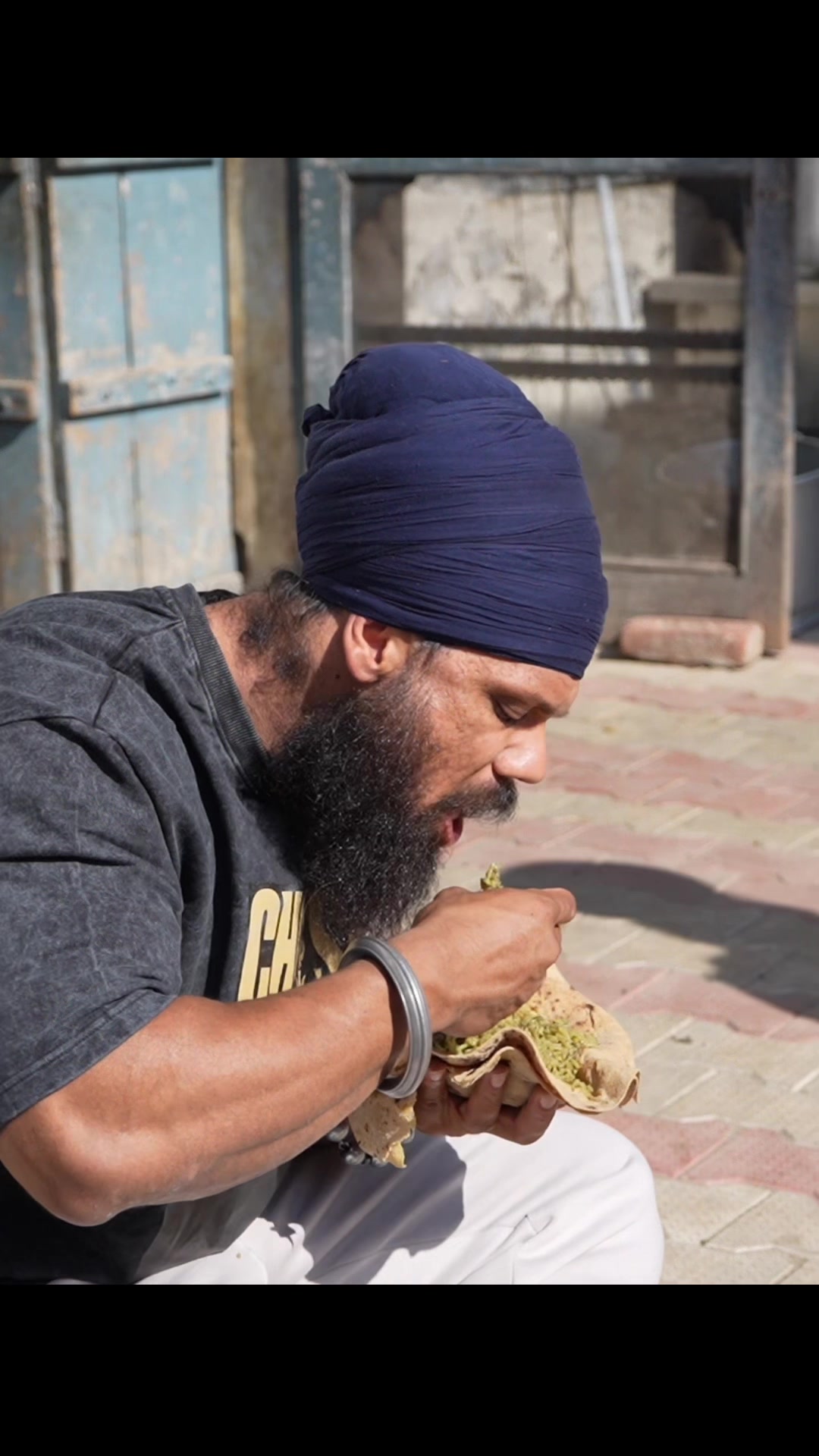 @Bikki Singh IFBB PRO