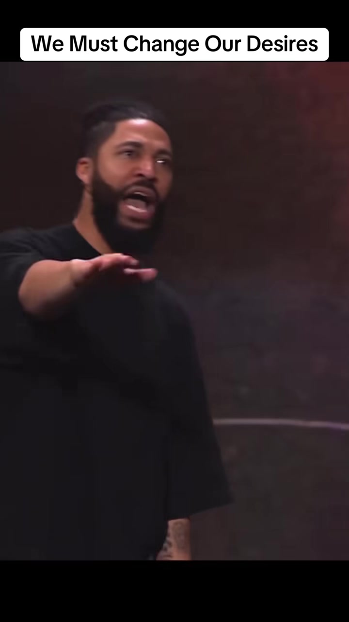 @EricaM