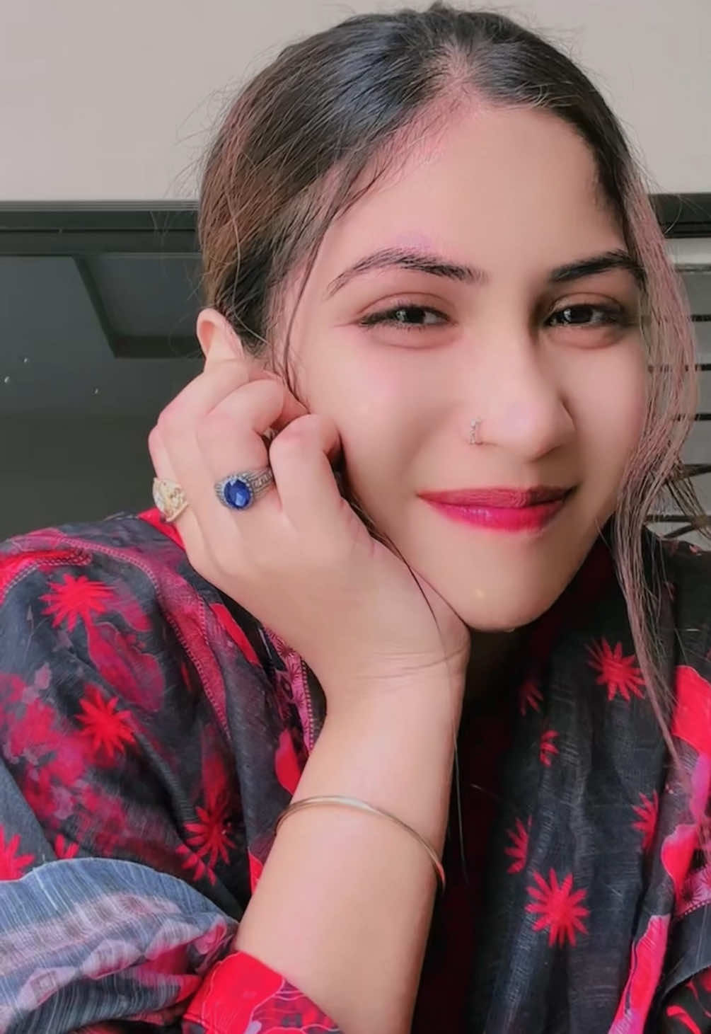 @Mahii_💔_Khan