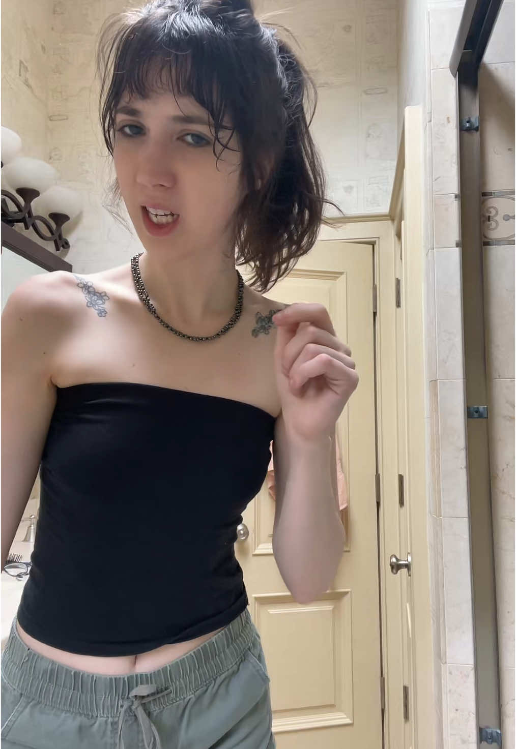 @Isabella