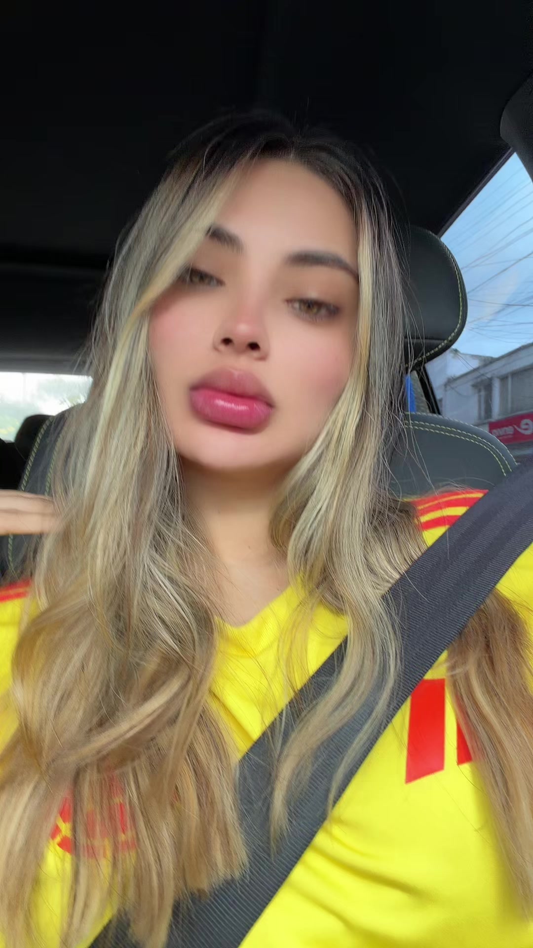 @ᐯᗩᒪ 👸🏼🔆💛