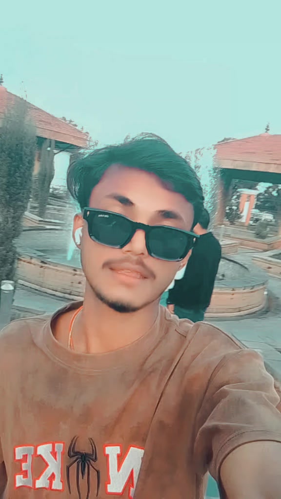 @Viral_boy_74