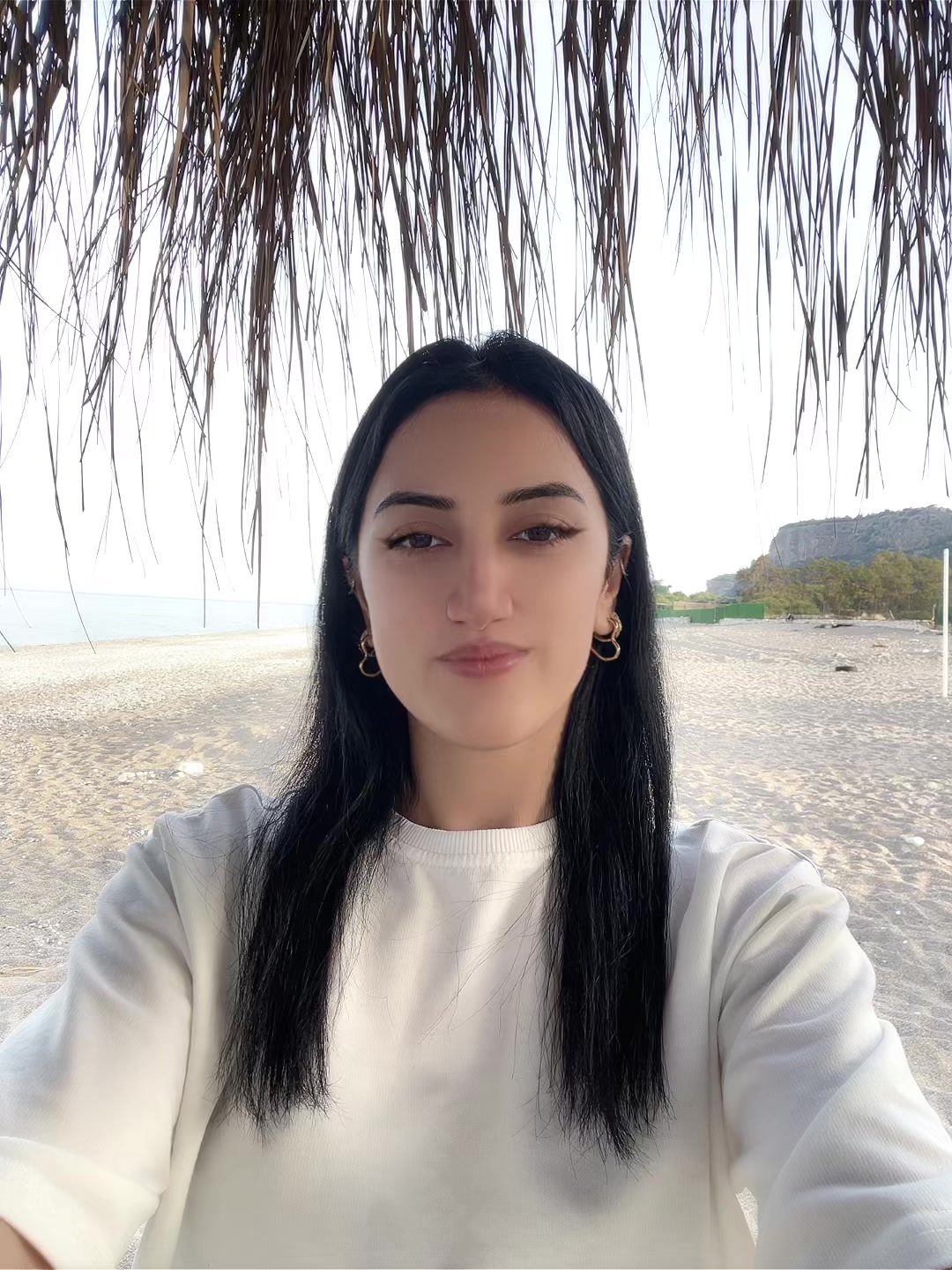 @𝐙𝐮̈𝐛𝐞𝐲𝐝𝐞🪽