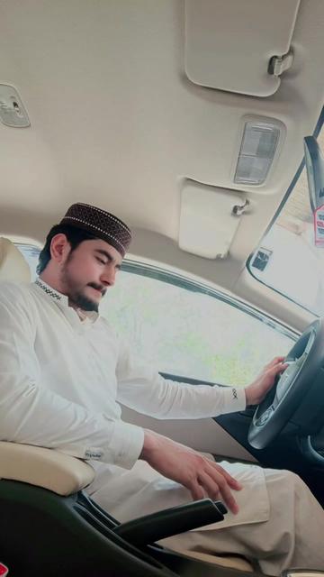 @(❤Ayan Malik(✿♥‿♥)