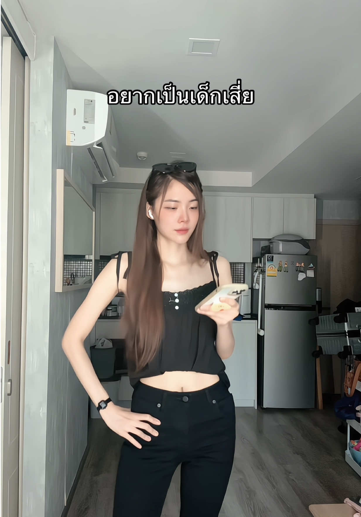 @มิ้นล้นตู้