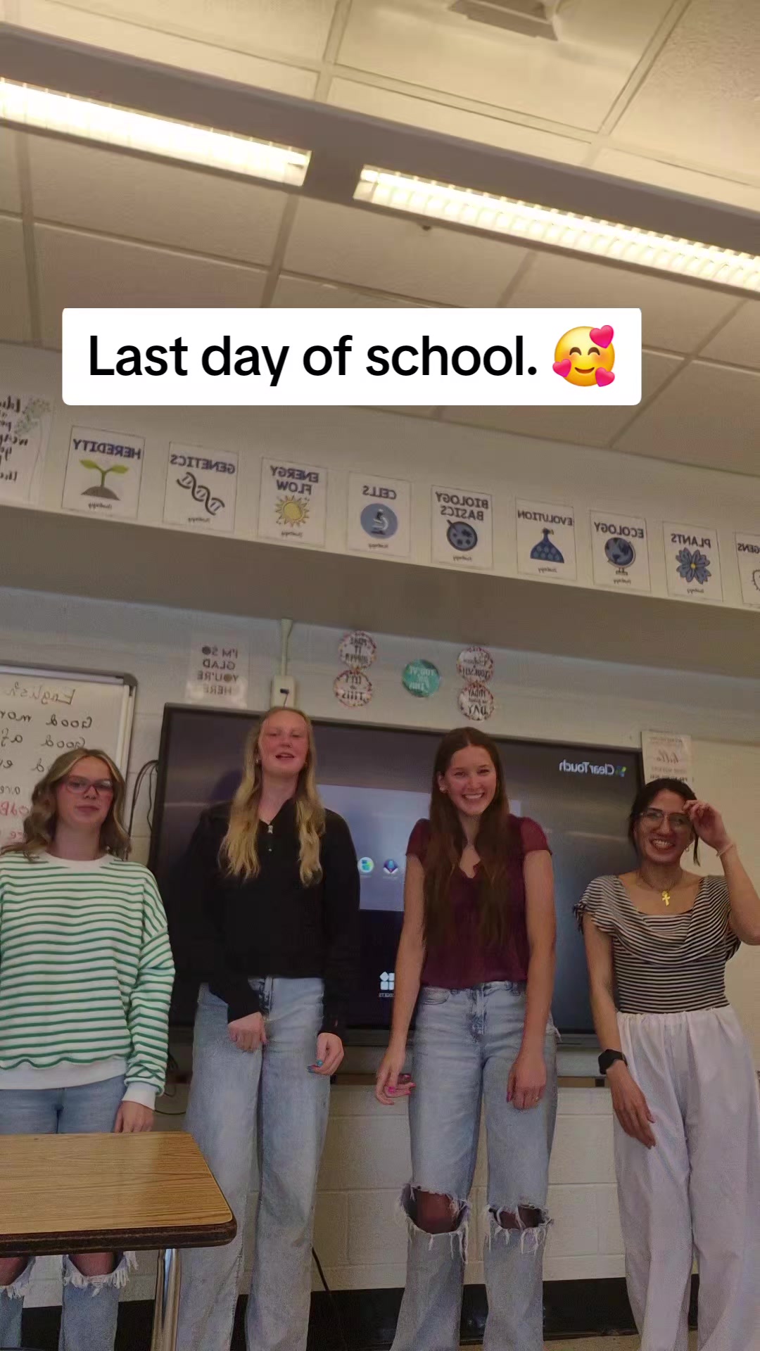 @teacherayessa