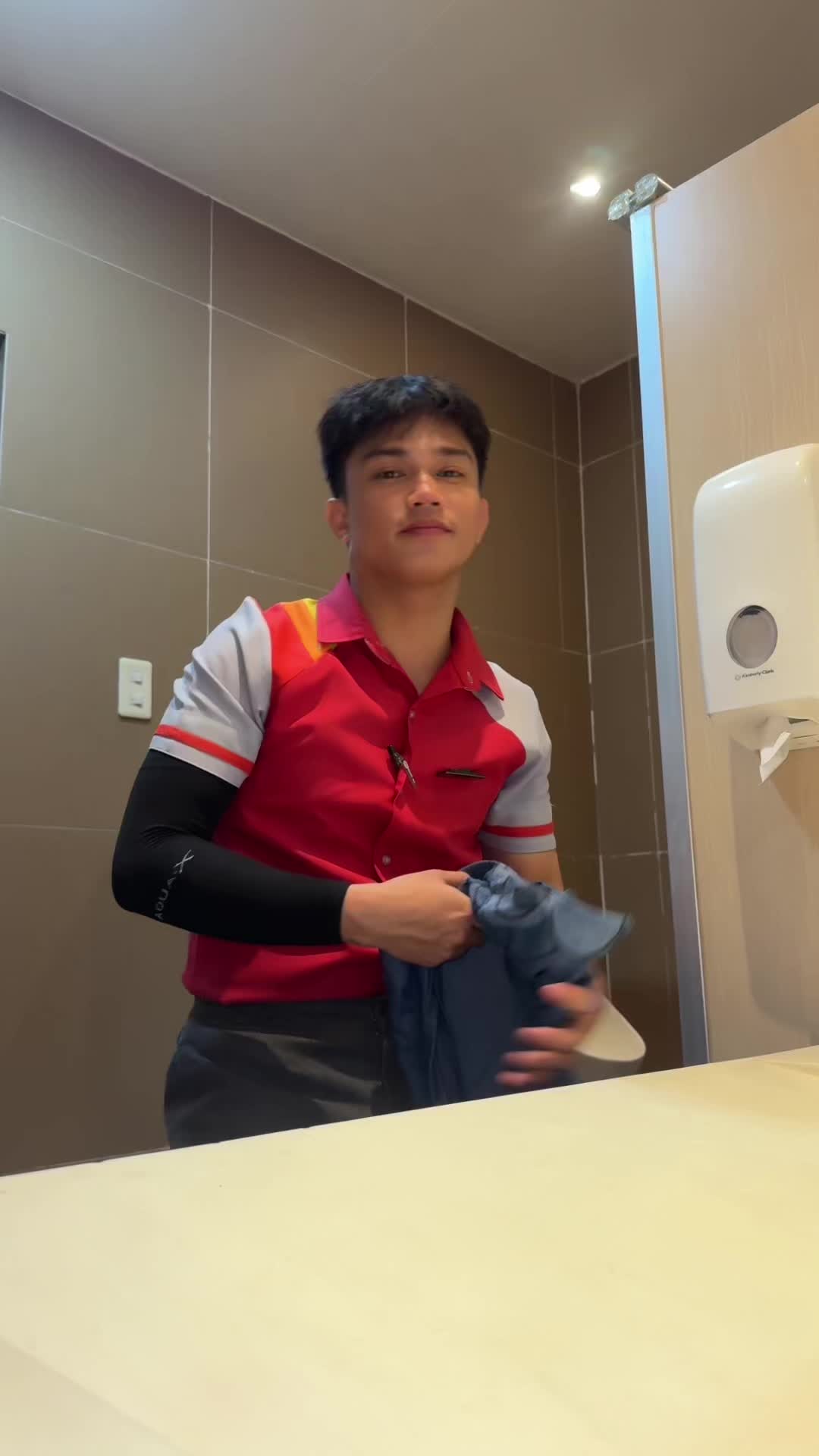 @Call me JENSON ๐ญ