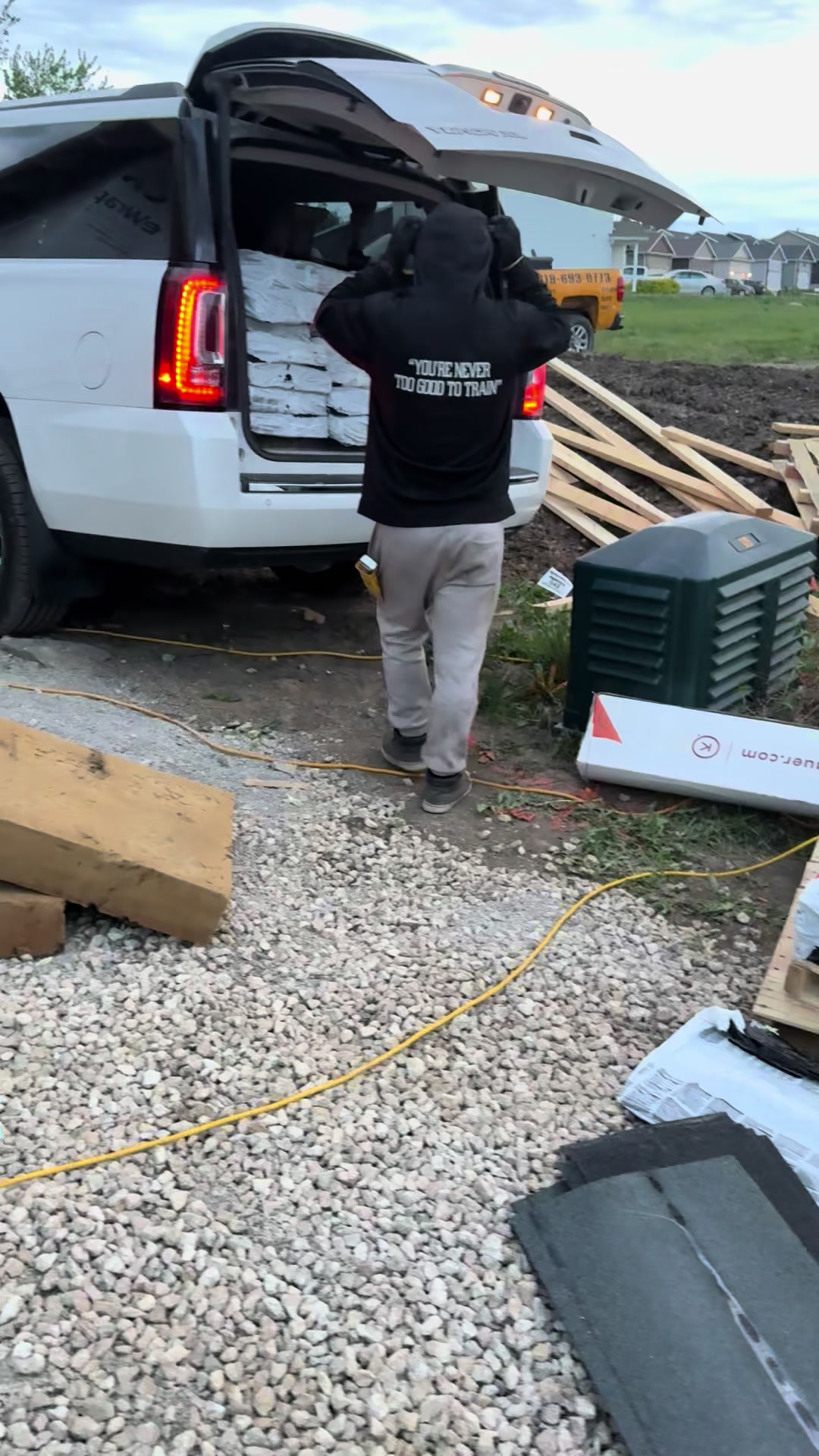 @Manny’s CI Exteriors LLC