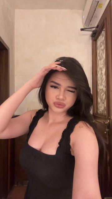 @wassuprachel 👀