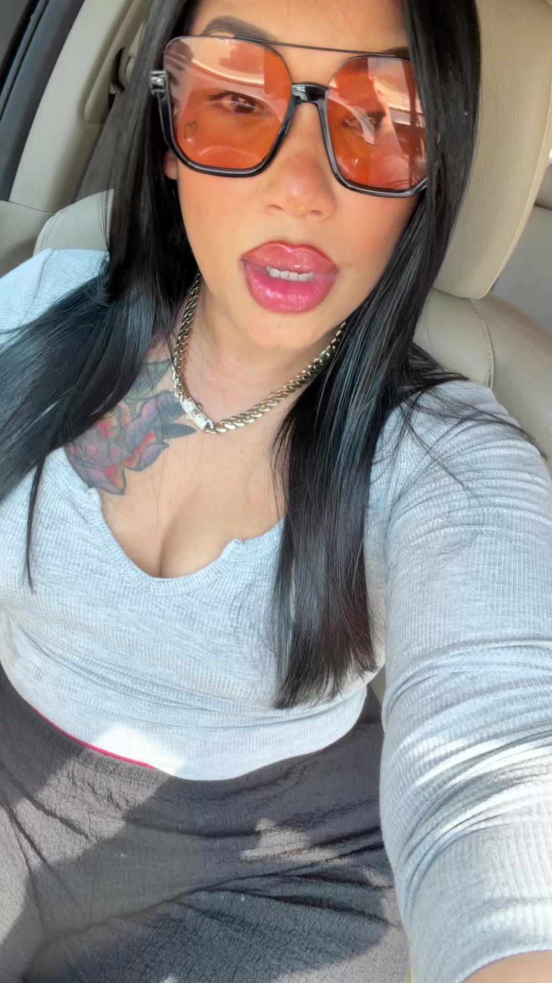 @Unique 🎂
