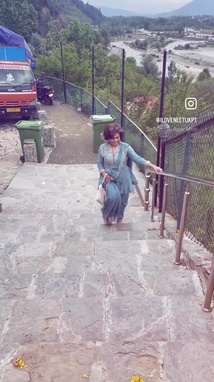 @IloveNeetu