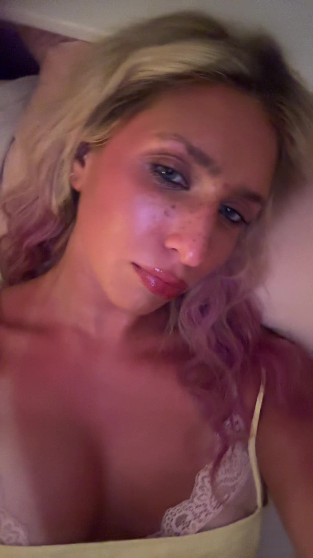 @julia___faith