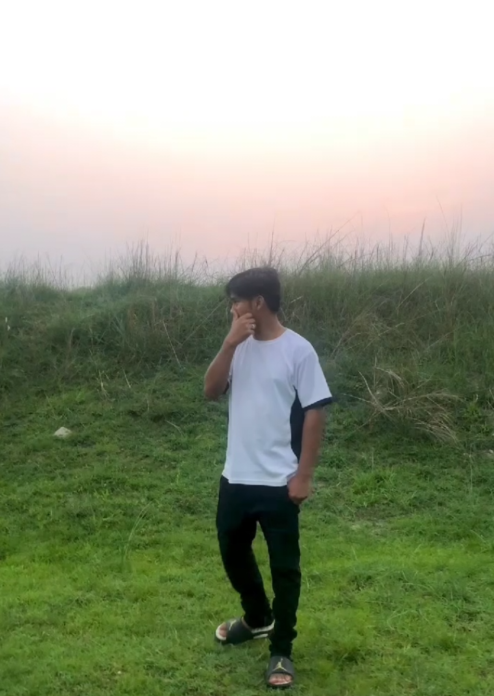 @ʜᴇy__--ɴɪꜱʜᴀɴ....🕊❤️🌜