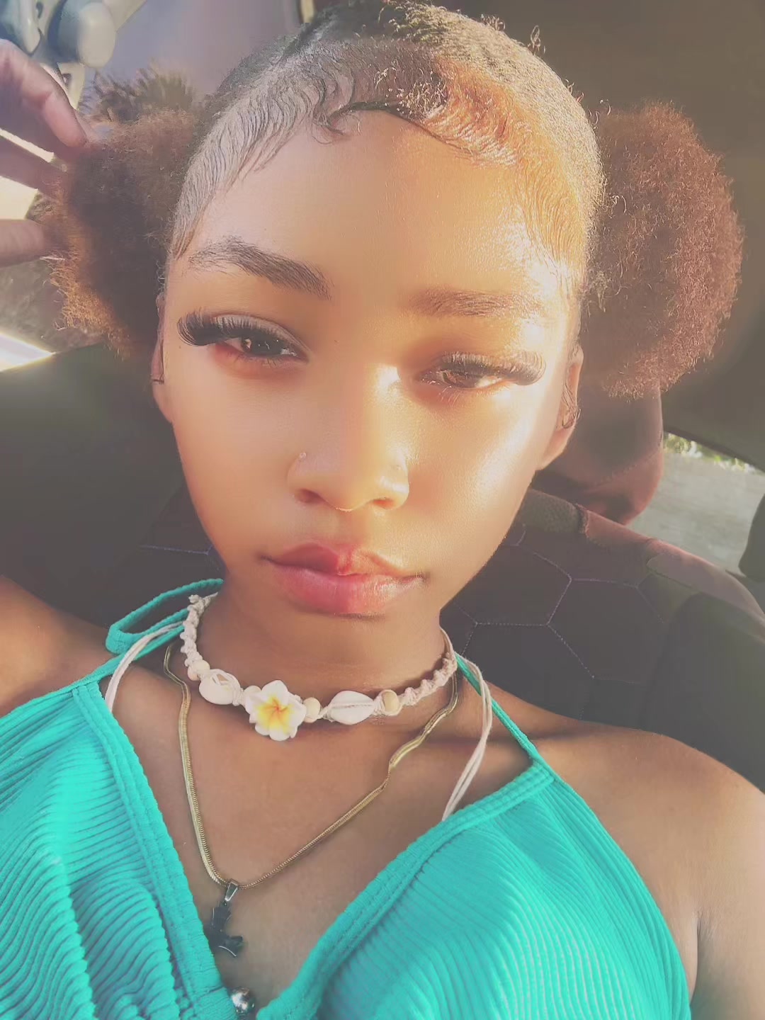 @𝓩𝖔𝖒𝖇𝖎𝖊🧟♀️