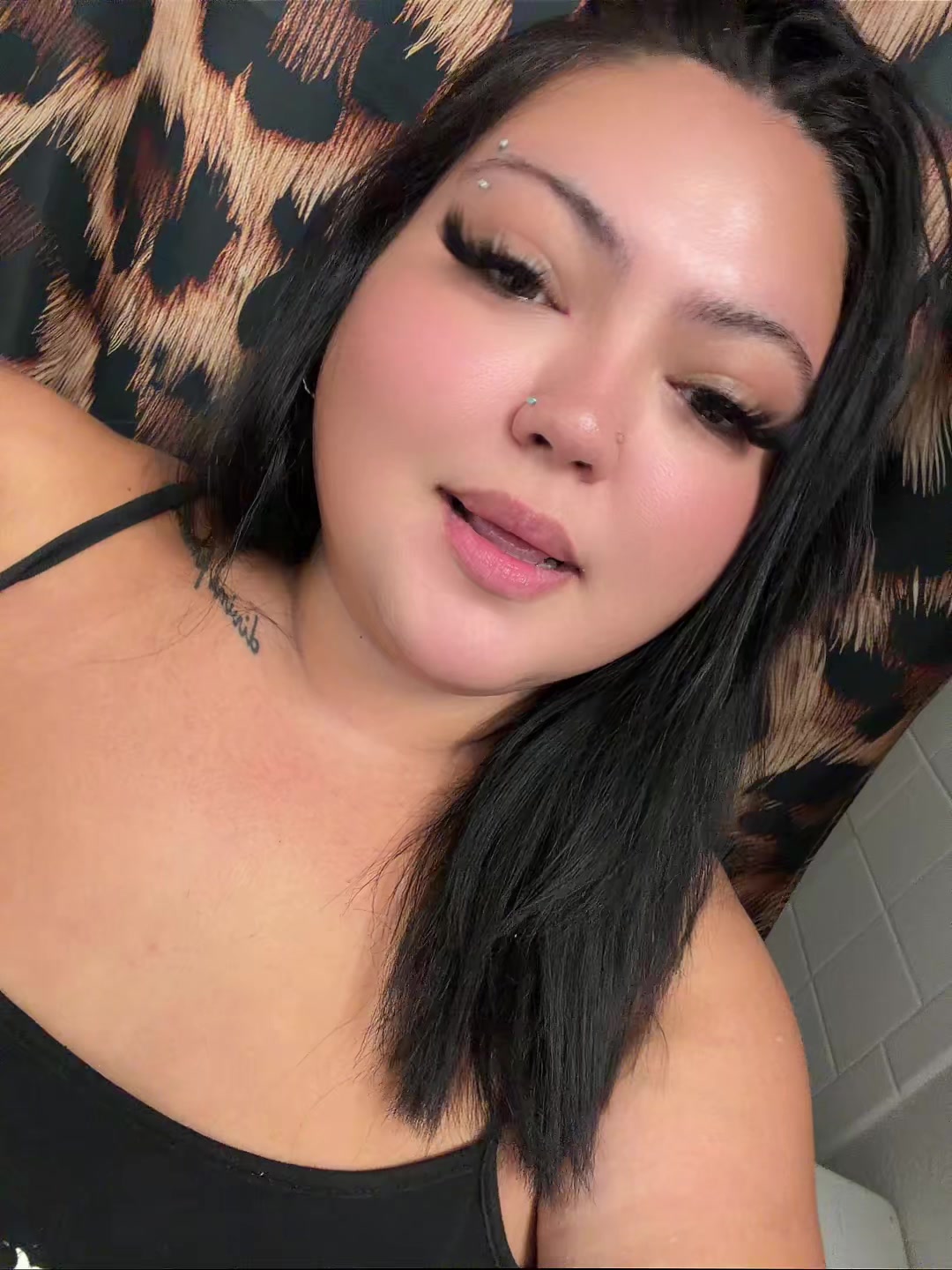 @mikayla