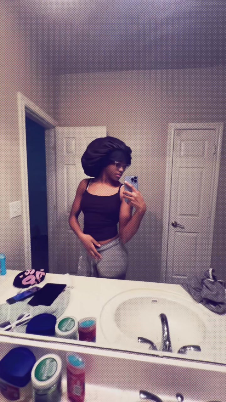 @Imjusniaaa