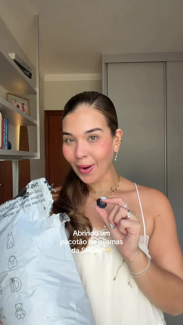 @Julia Machado