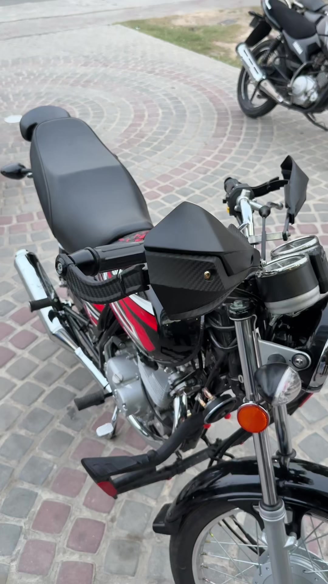@CHAM ON WHEELS