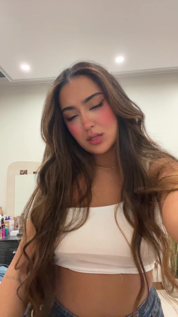 @hastiariana