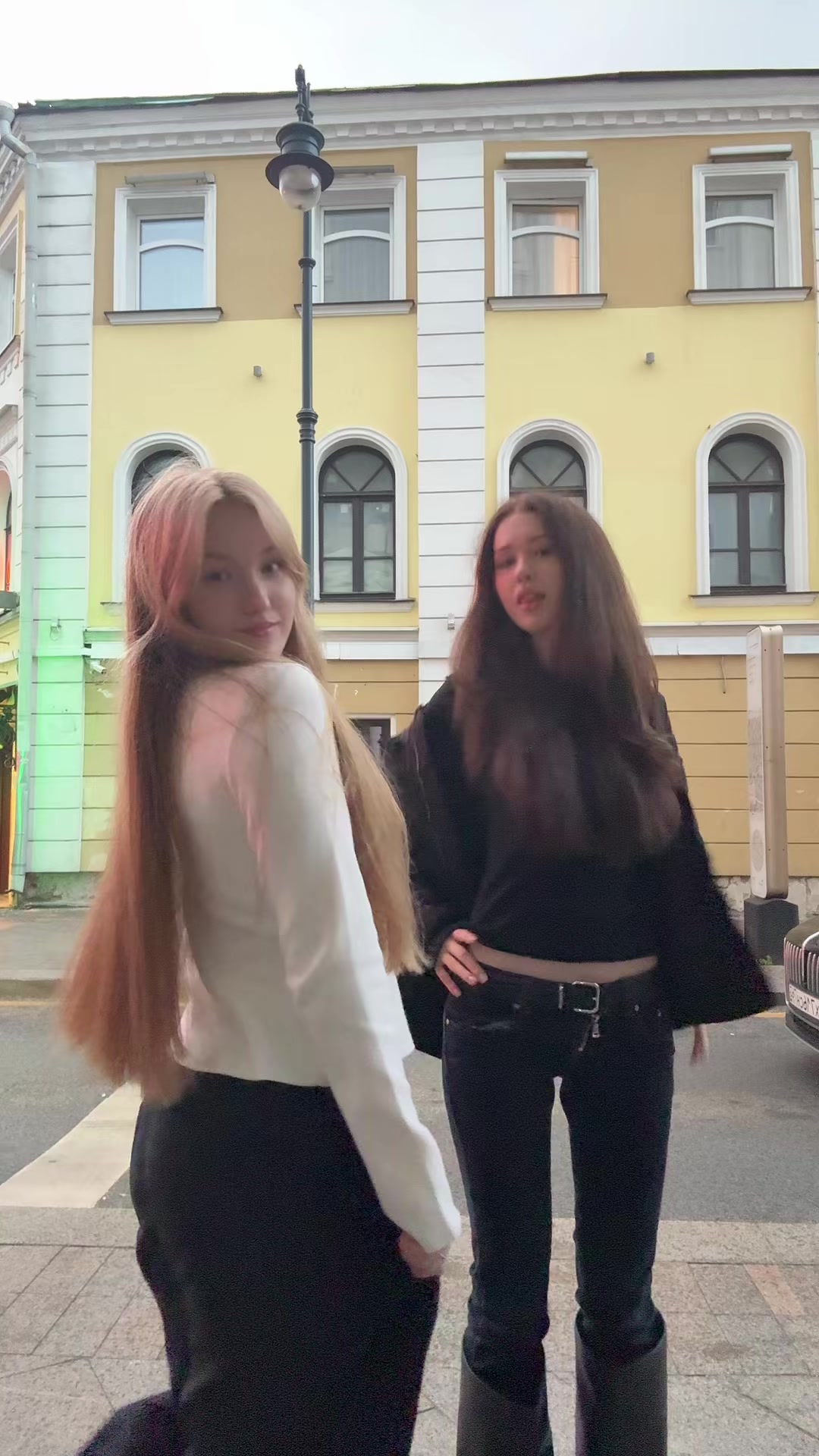 @меньше чем три