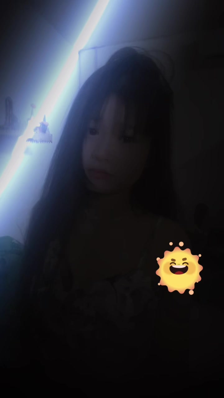 @LA_DEE🩵&bull;