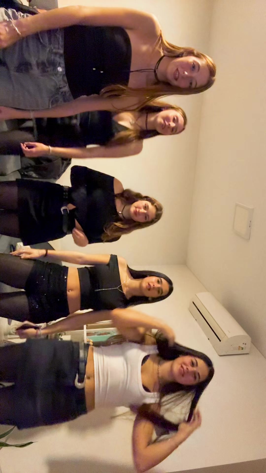 @caarooolaa_