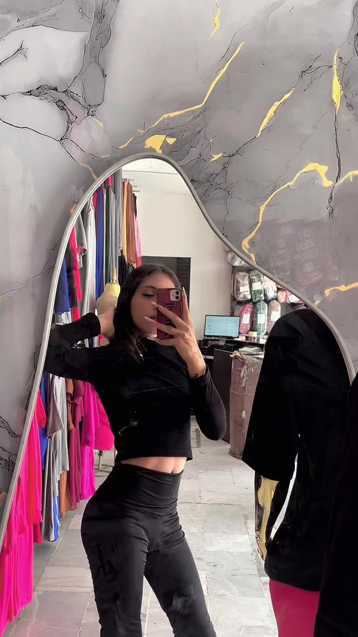 @alexa_hndz