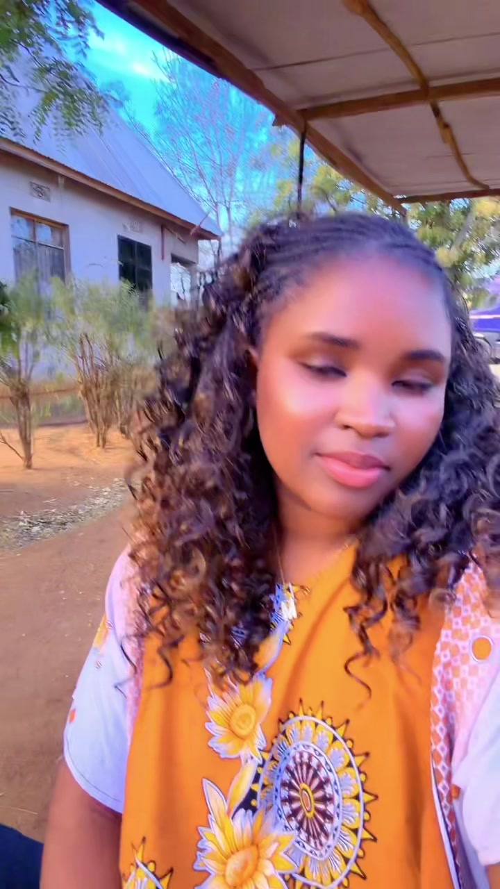 @Monica mnyantuzu