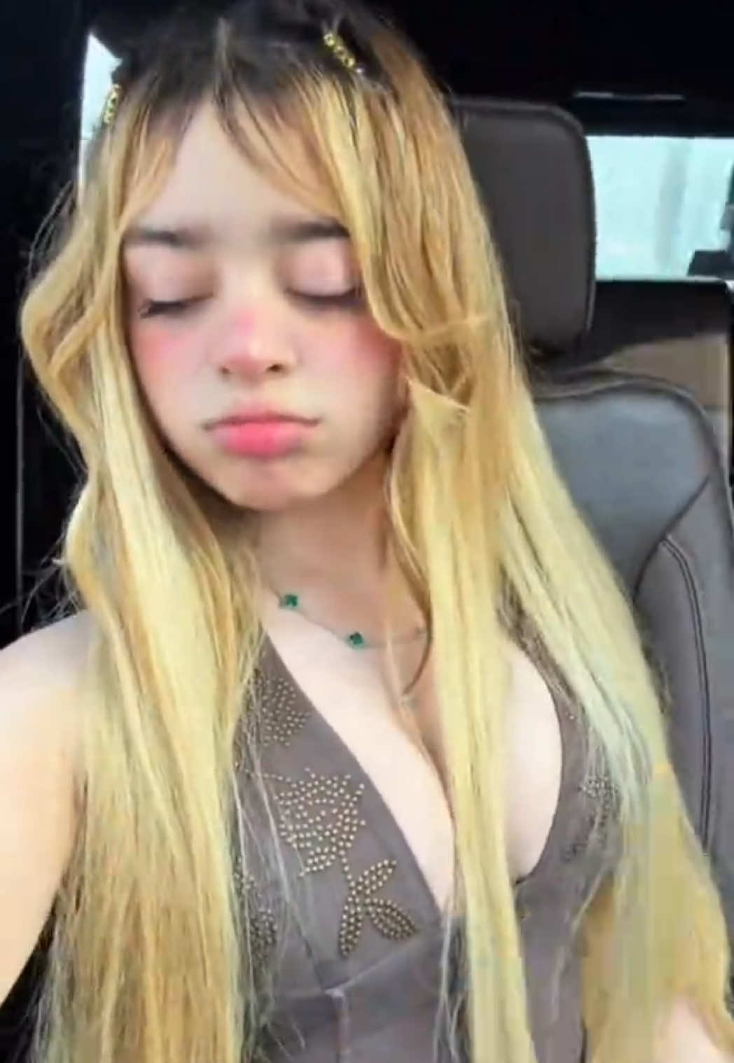 @sophiasarah