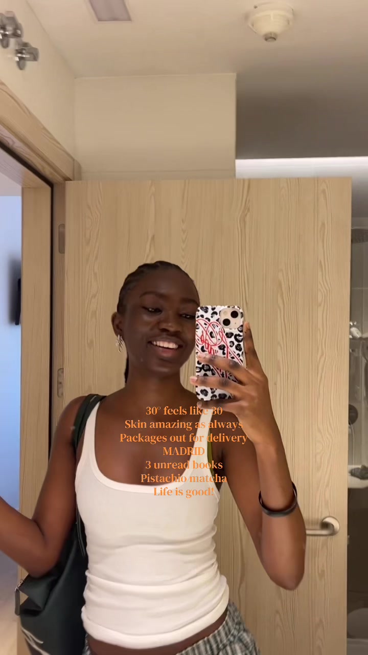 @debbiesmag
