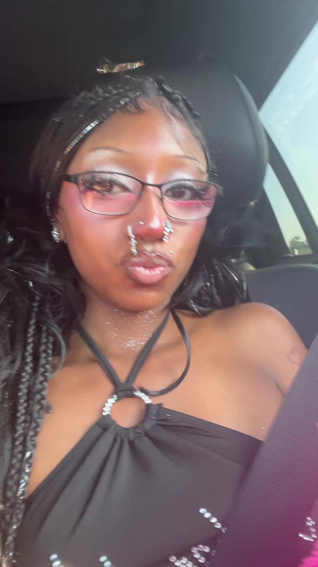 @Holyxtrin