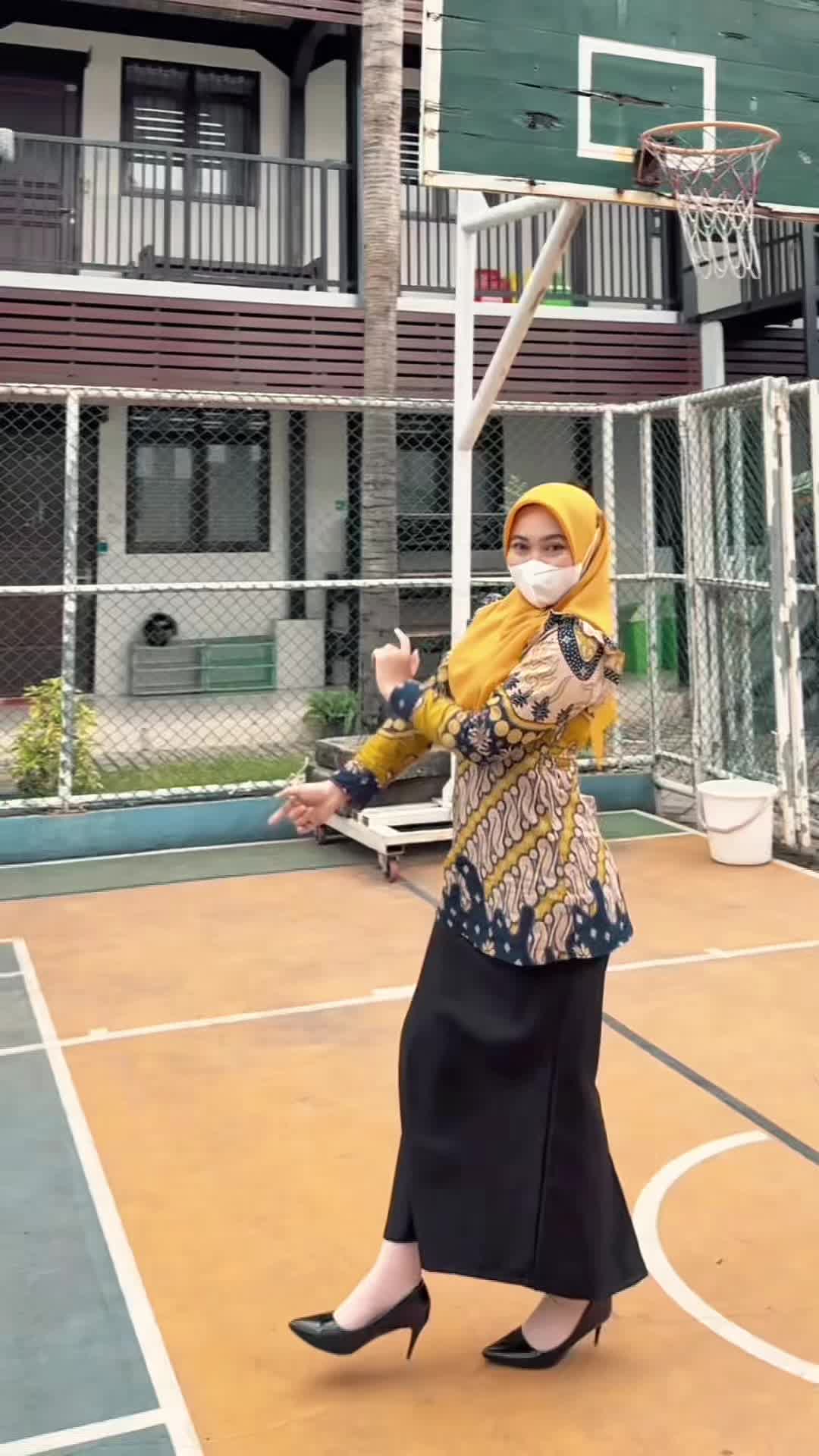 @Ervinaahh