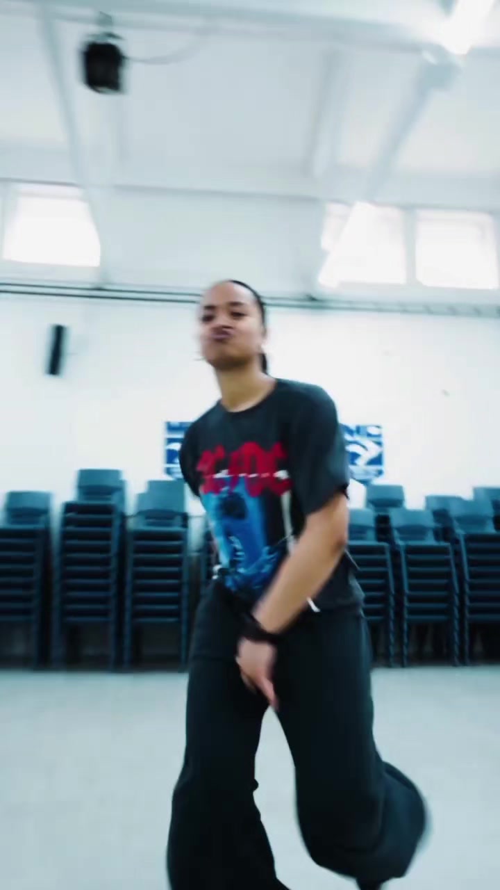 @mj