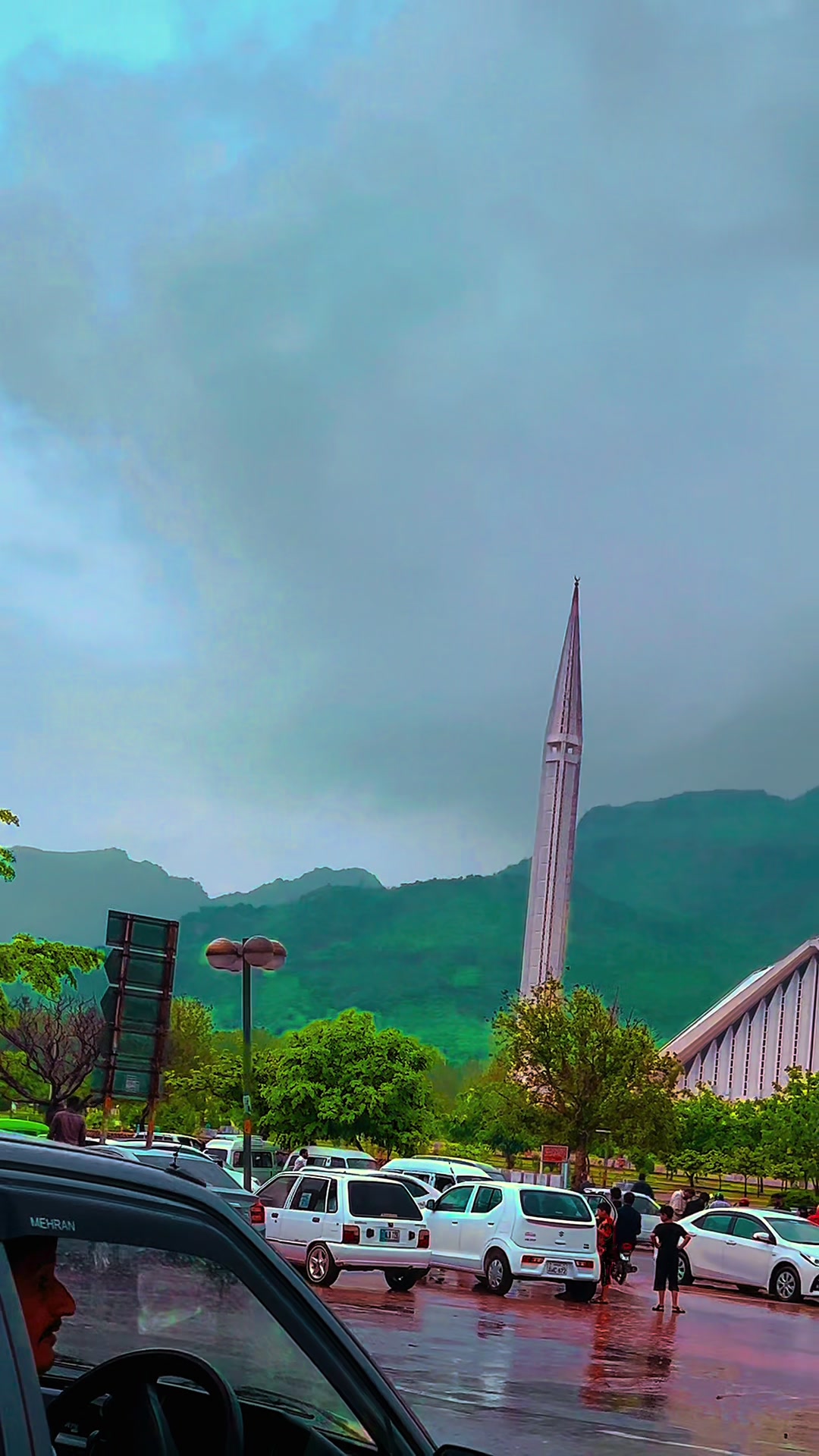 @Islamabadian 🏔️🍃