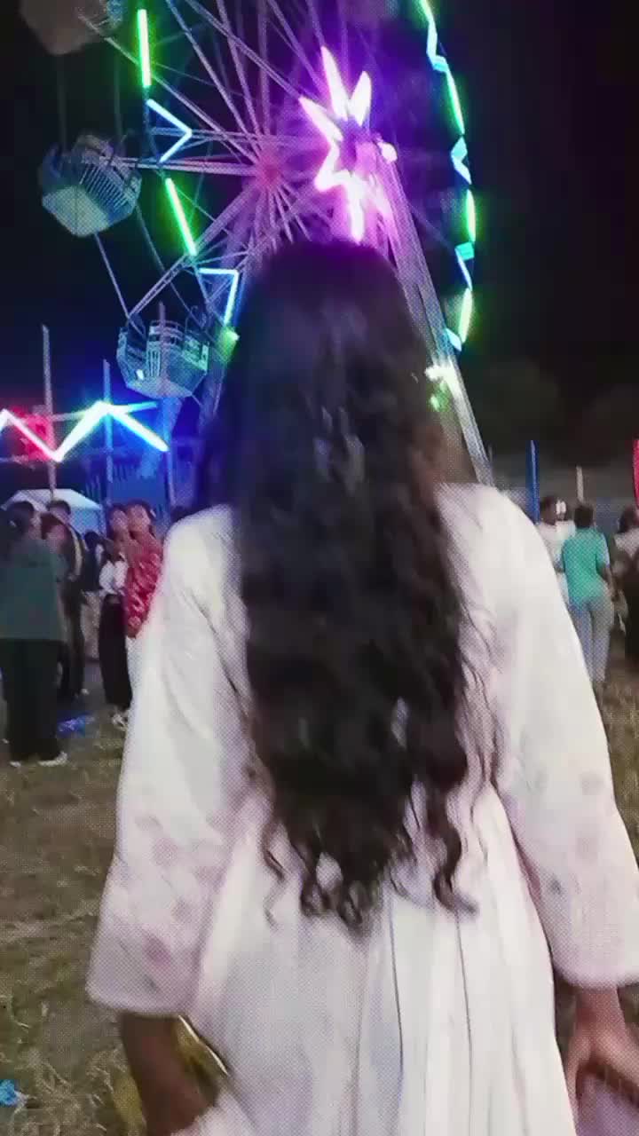 @L̶o̶y̶a̶l̶ ̶g̶i̶r̶l̶