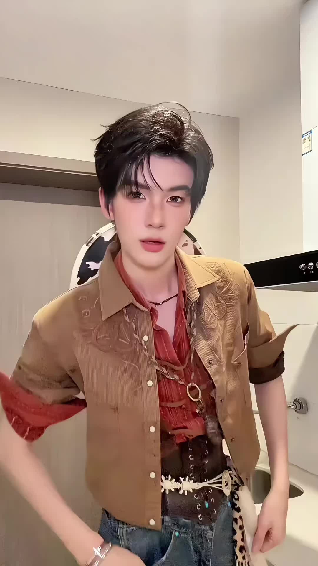@Chinese Handsome Boys & Men 🩷