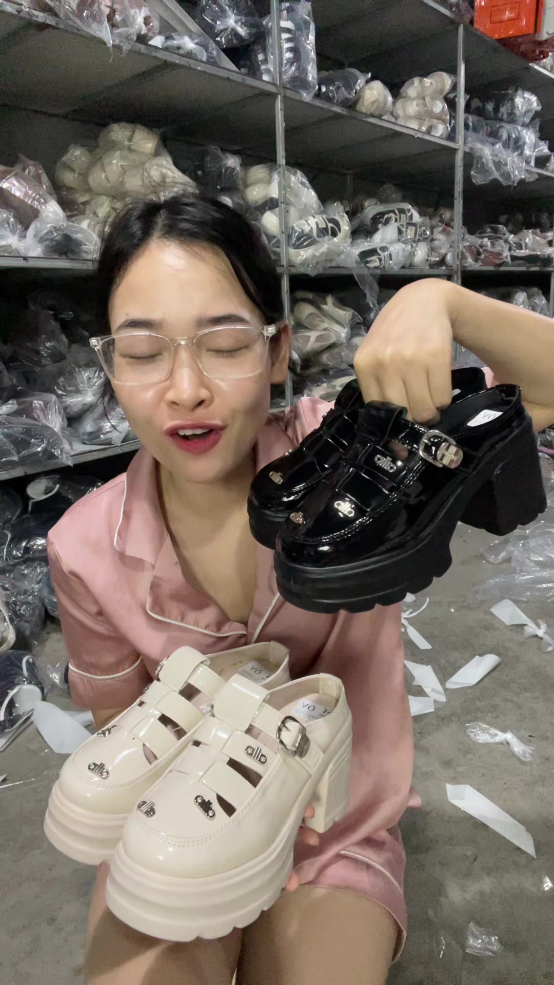 @HỒNG XI&Ecirc;M