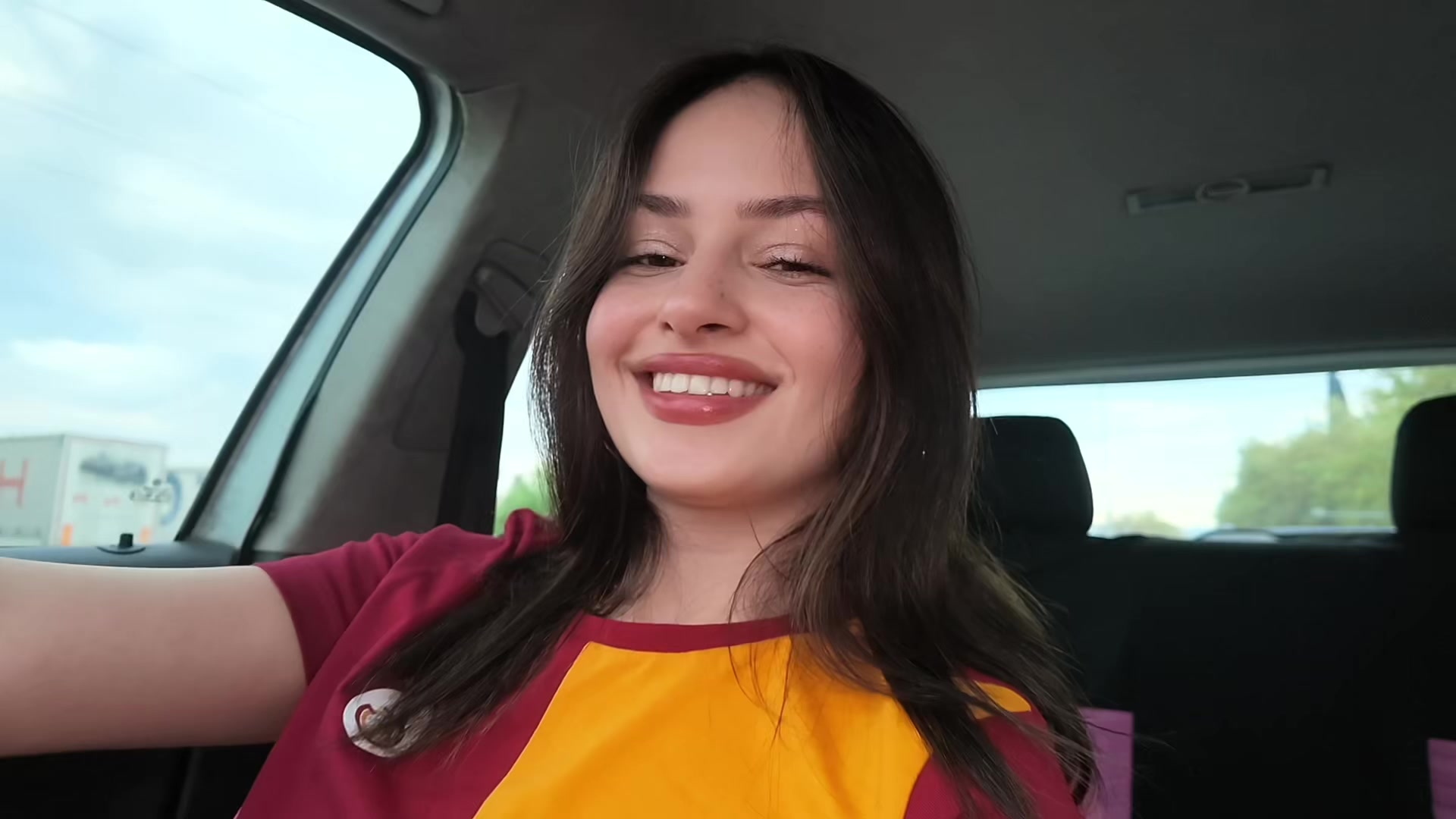 @Lara