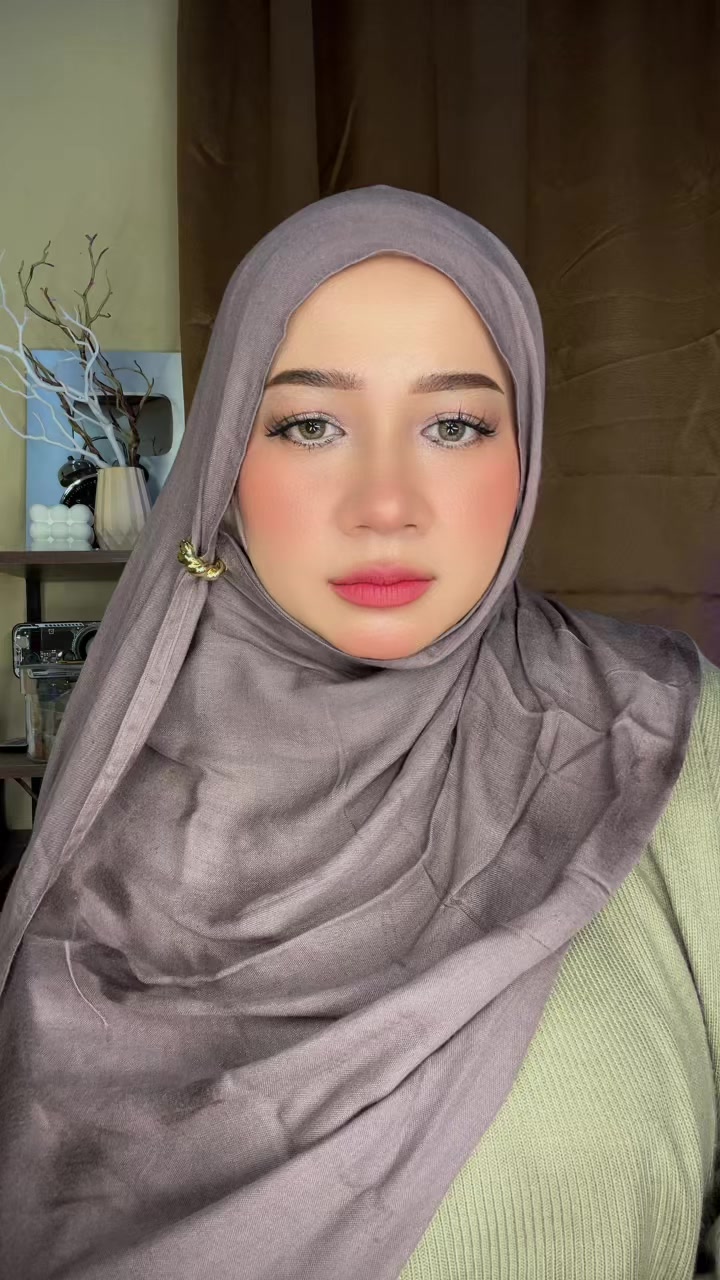 @Anis Yunia Akbar (AYA)