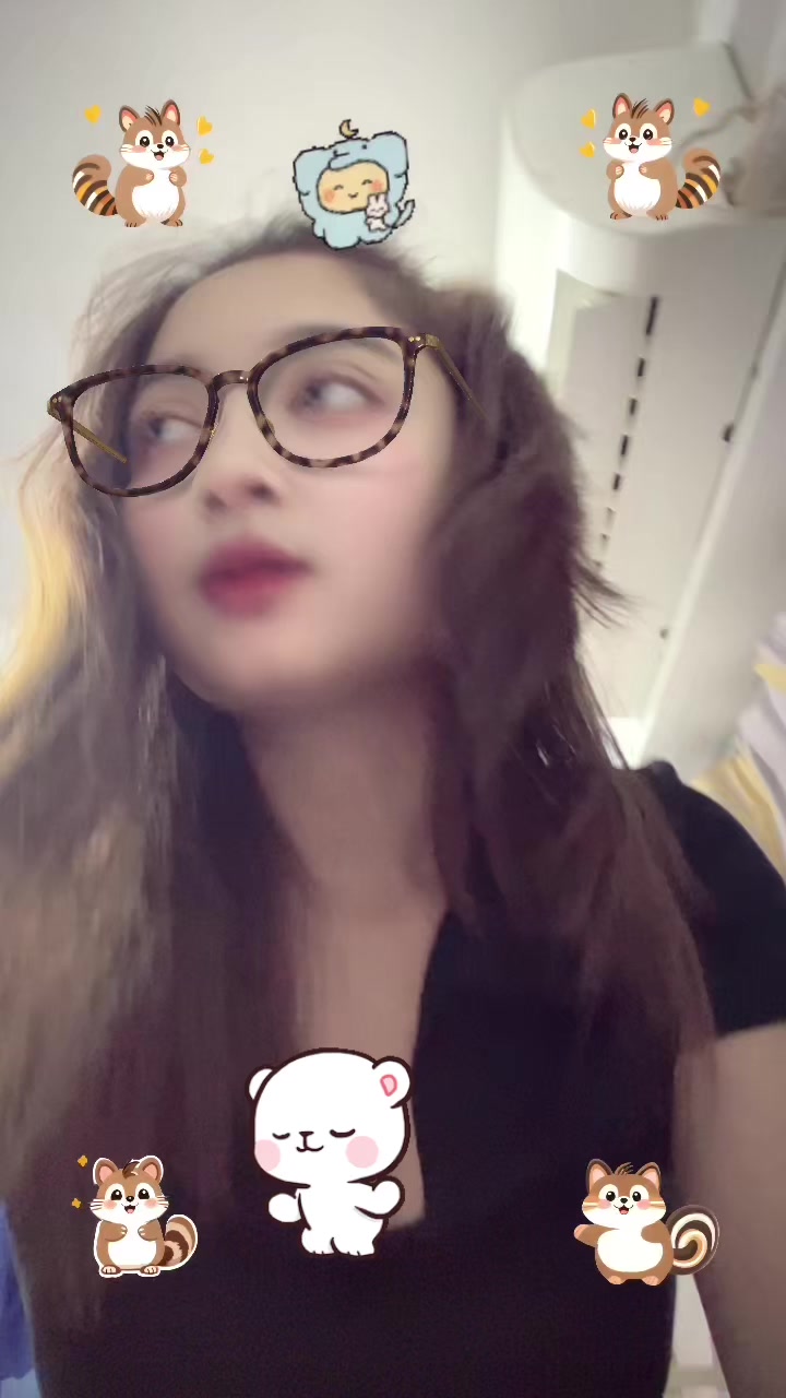 @🦋