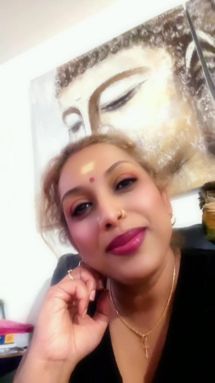 @Shobananava🇨🇦🇱🇰🇸🇬🇳🇬