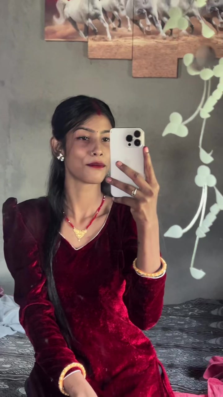 @_Miss_Swarnakar_๐ฆ