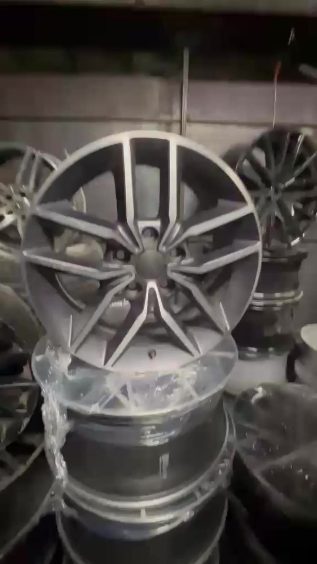 @TipTop Wheels & Tires