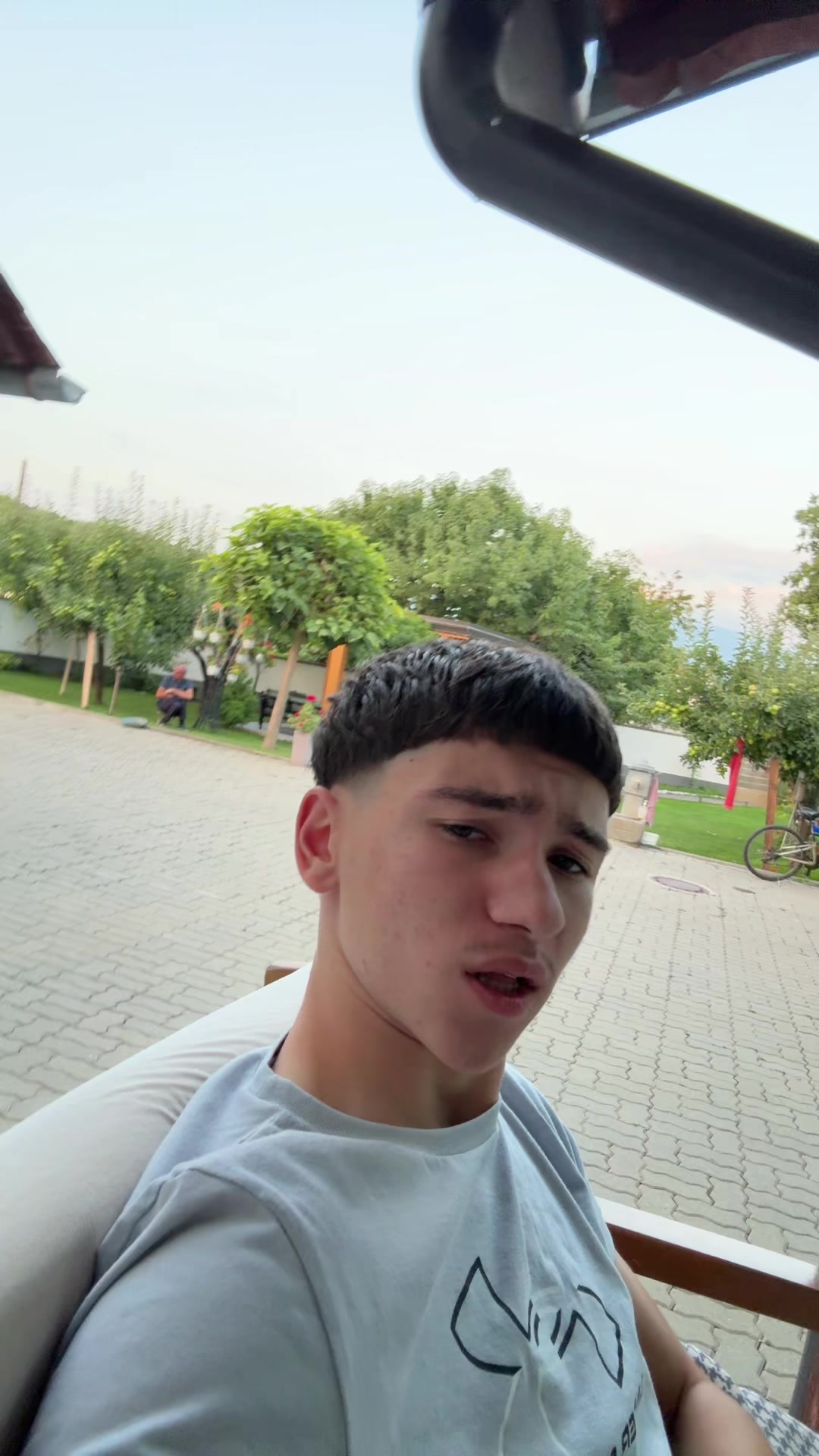 @𝔉𝔩𝔬𝔯𝔦🇽🇰🇦🇱
