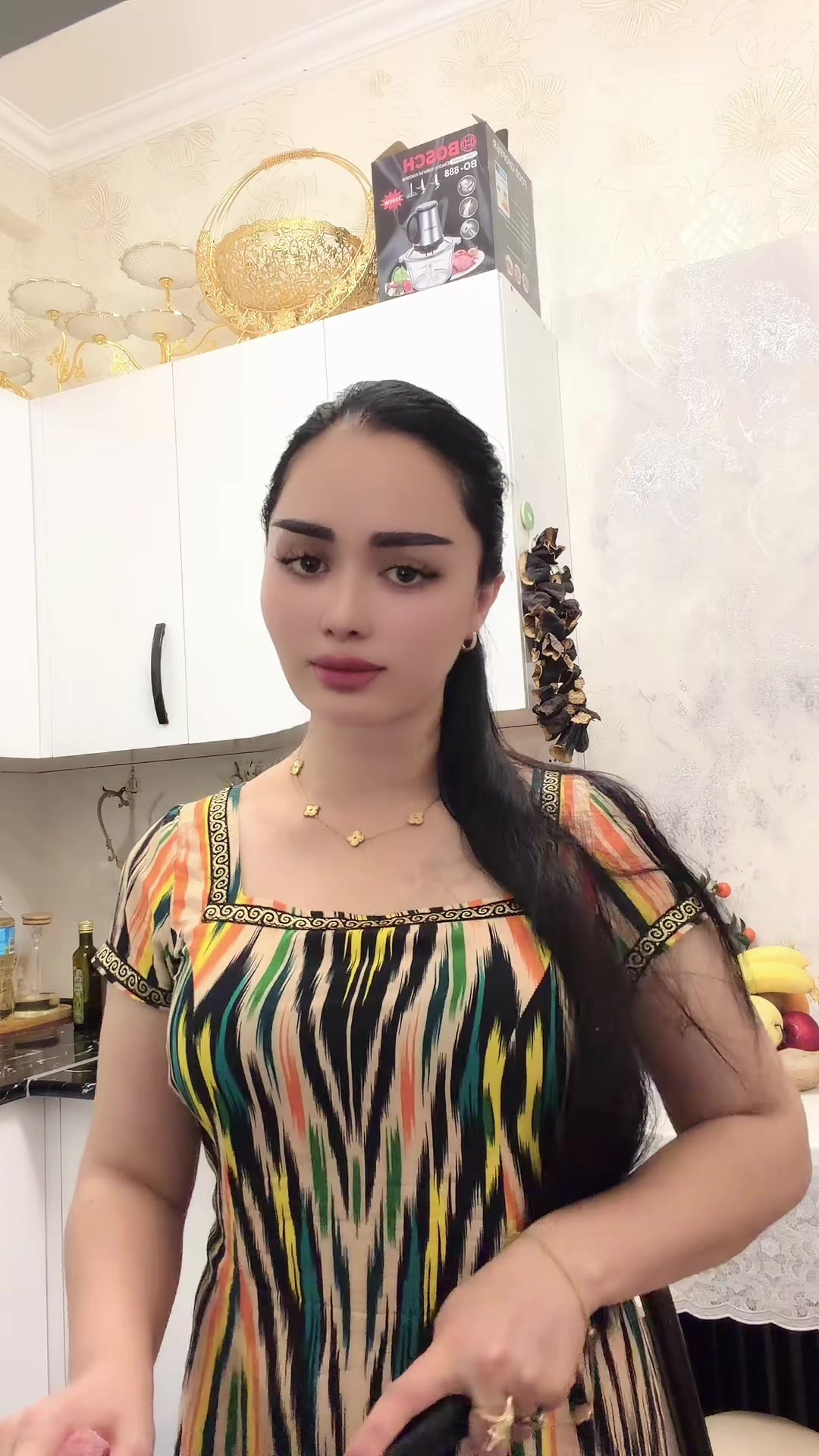 @farzona