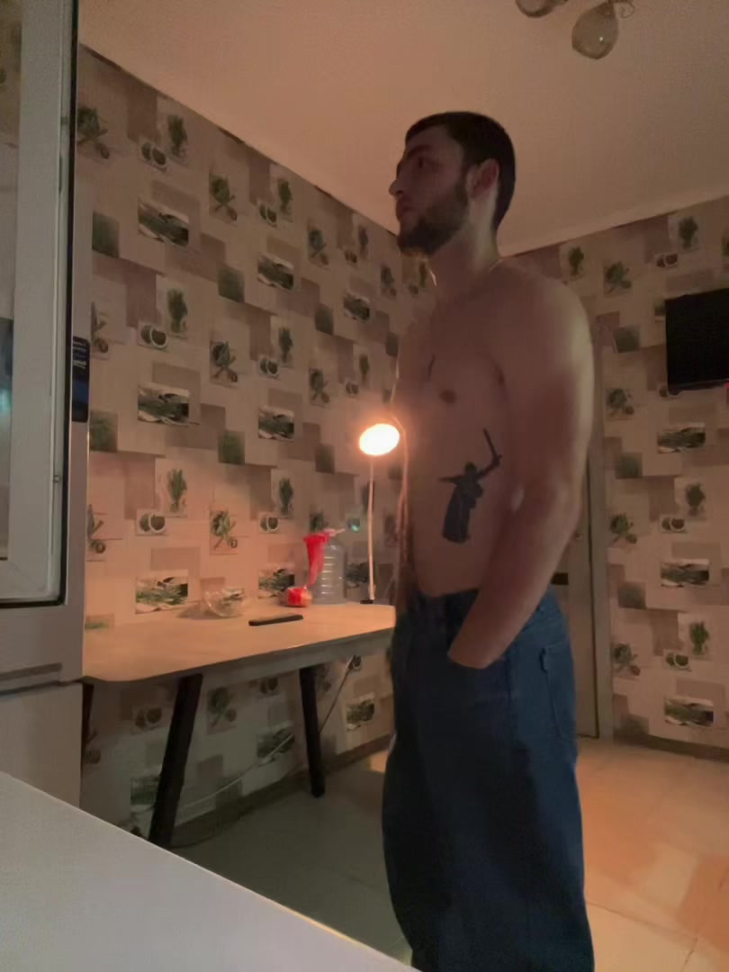 @less.drama