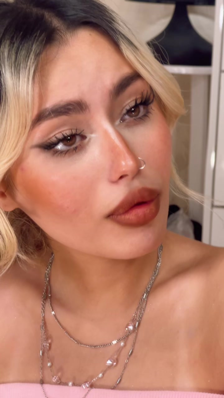 @rozhstorm