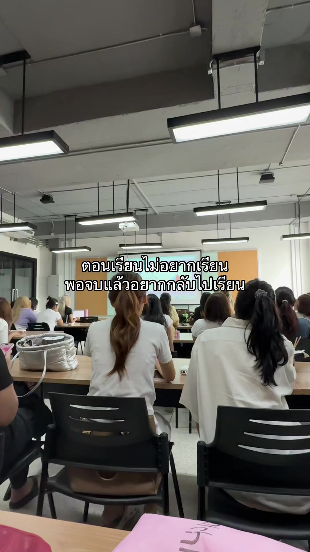 @ยุทธหัตถี Barbies & Kens