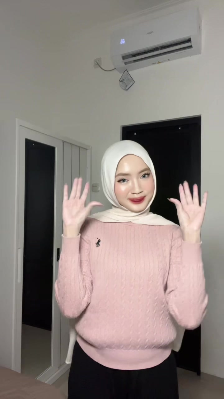@alivaaliyaa