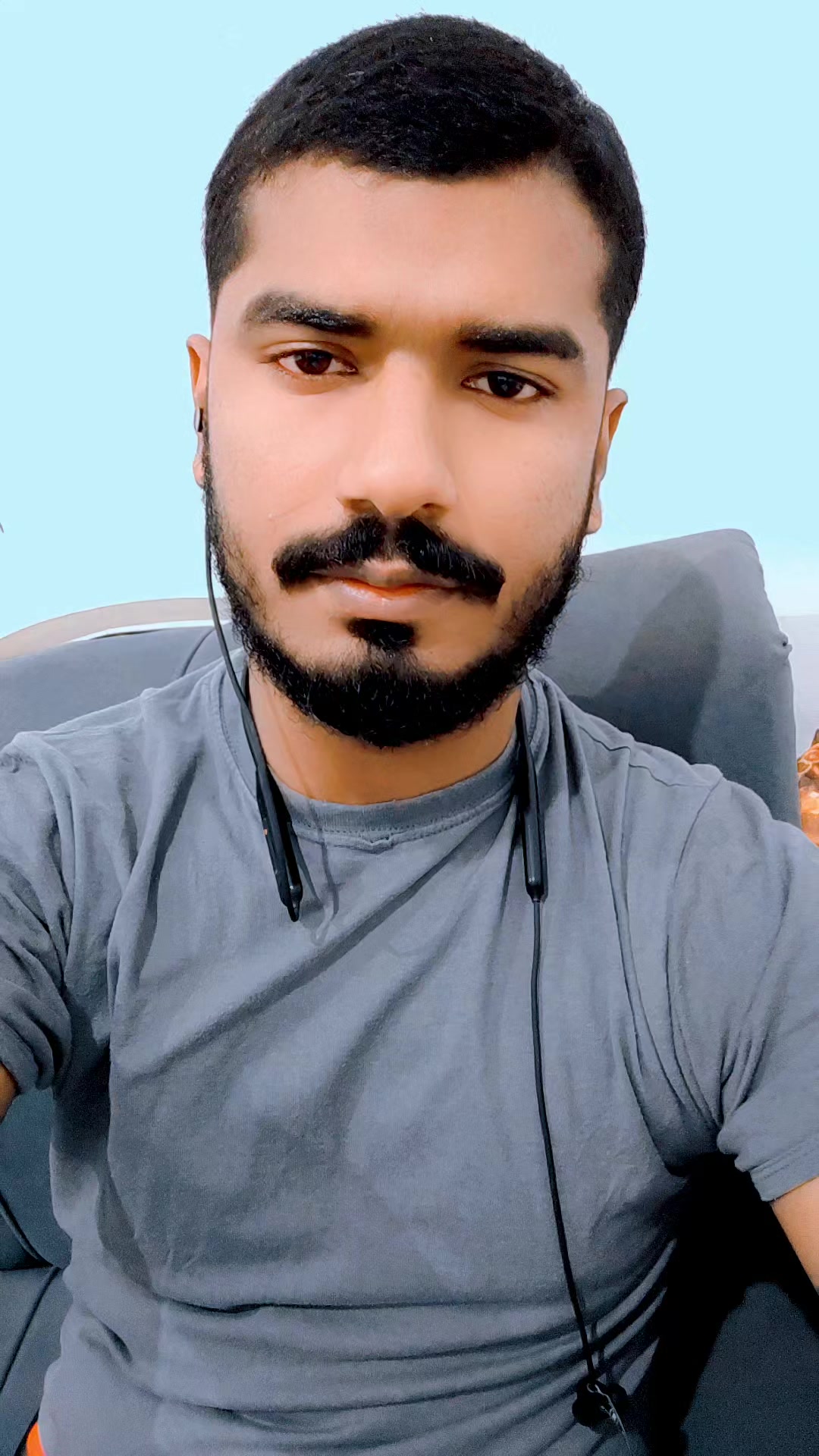 @RanaTabi👑🇵🇰✈️🇸🇦